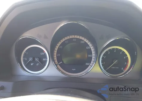 2011 Mercedes-Benz C 300 Sport 4Matic из США, поврежденный, VIN WDDGF8BB1BR152027